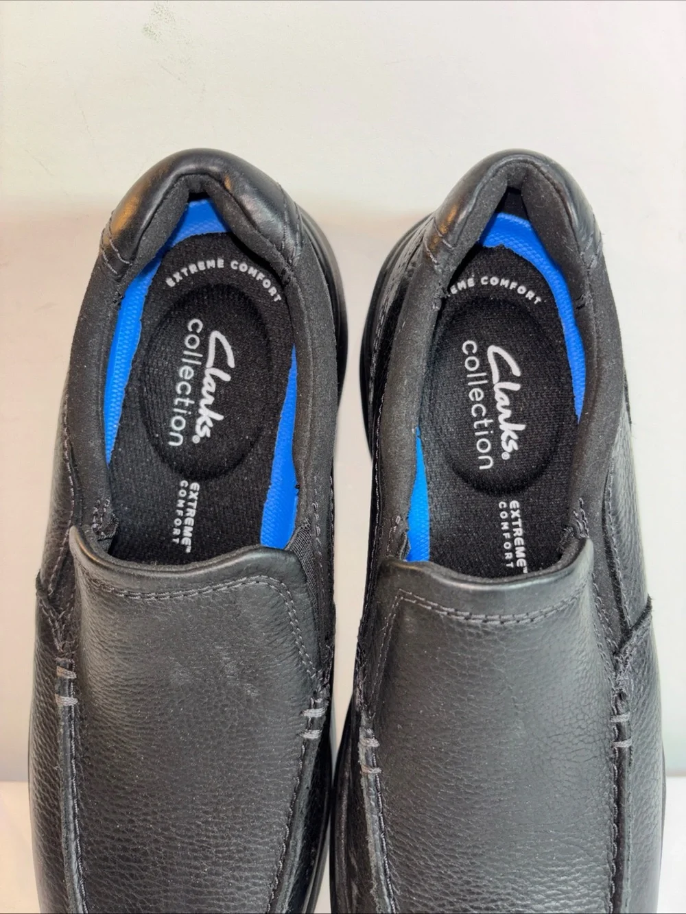 Clark’s Extreme Comfort New Men's Black Slip-On Comfort Loafers. 7/8